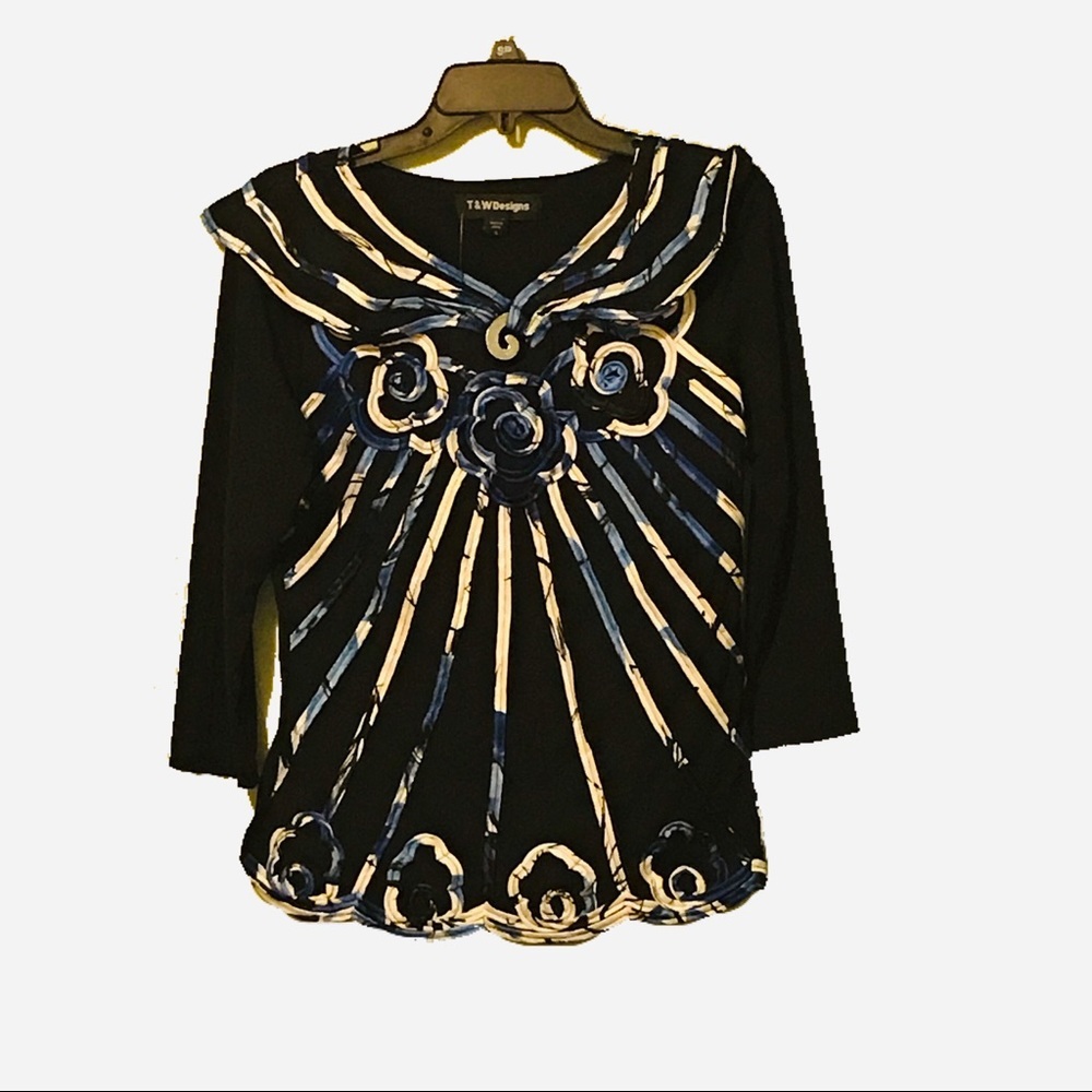 T&W Designs Como Black Fitted Floral Ray Blouse